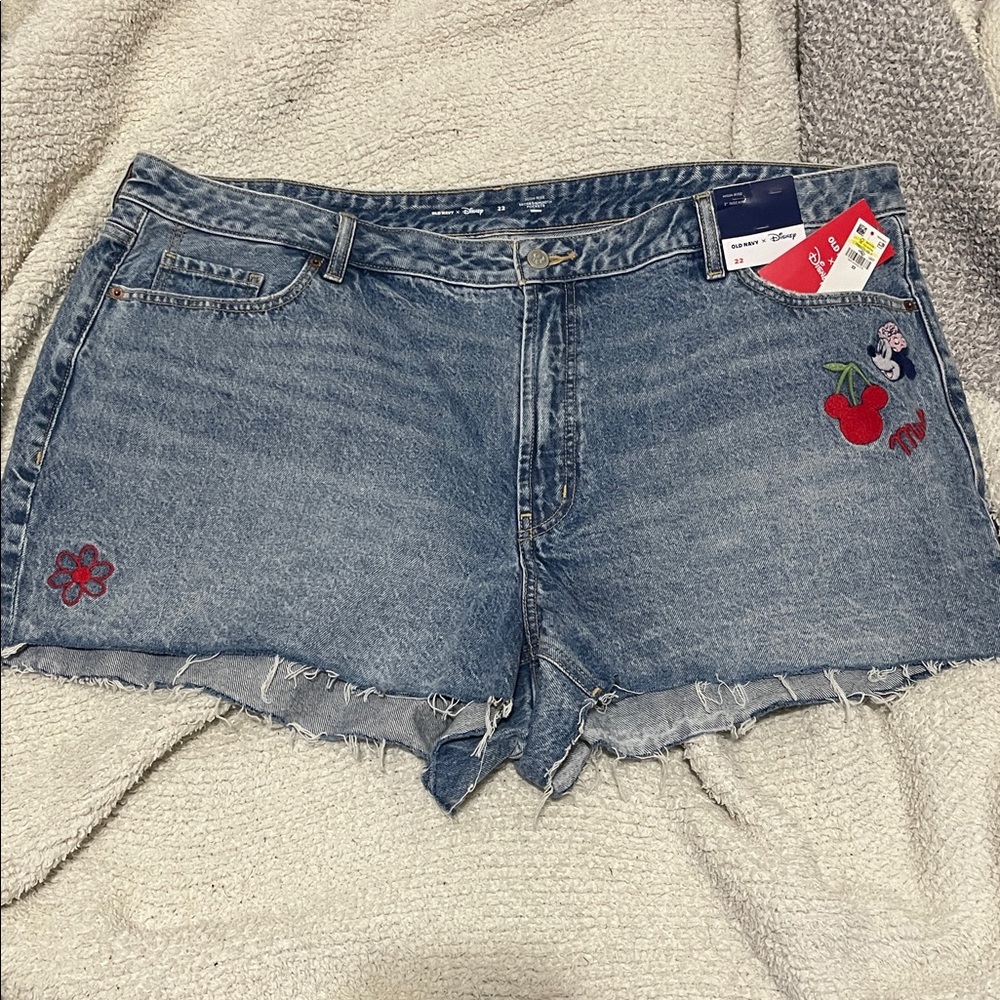 NWT- Old Navy x Disney- 22
